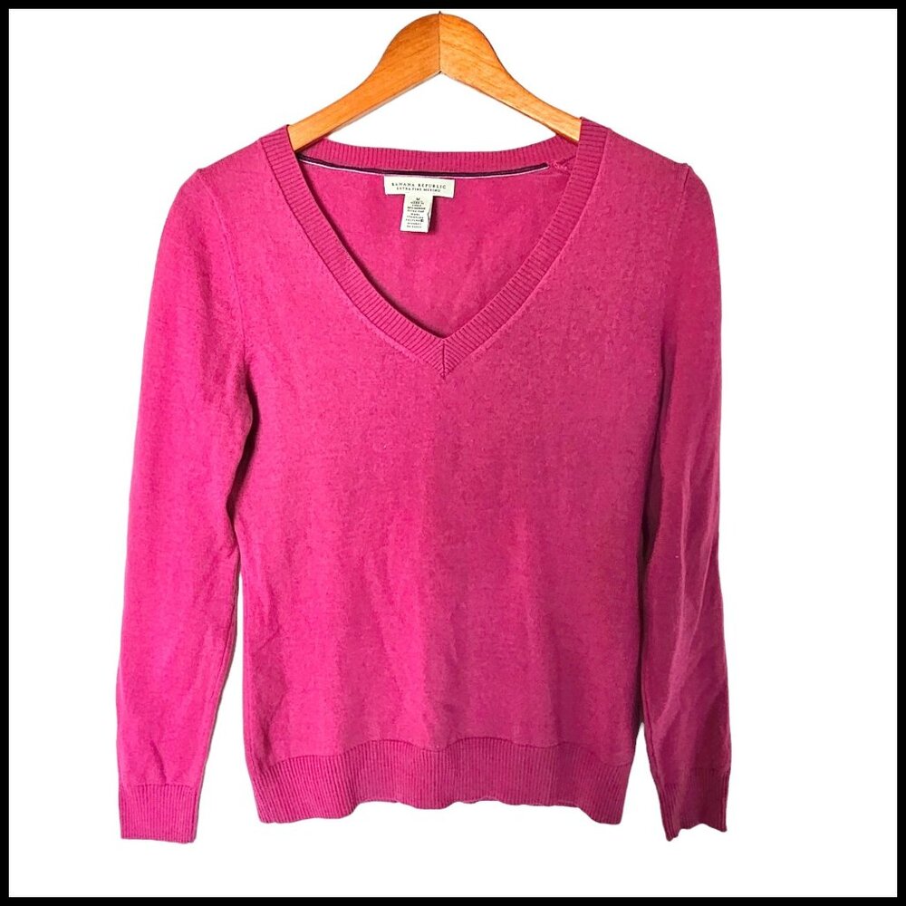 Banana Republic Extra Fine Merino Wool V Neck Sweater Pink Purple M Medium